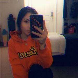 Meet your Posher, Amaya